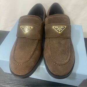 Prada Women's brown Loafers